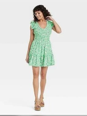 Universal Thread Green Floral Ruffle-Sleeve Mini Dress